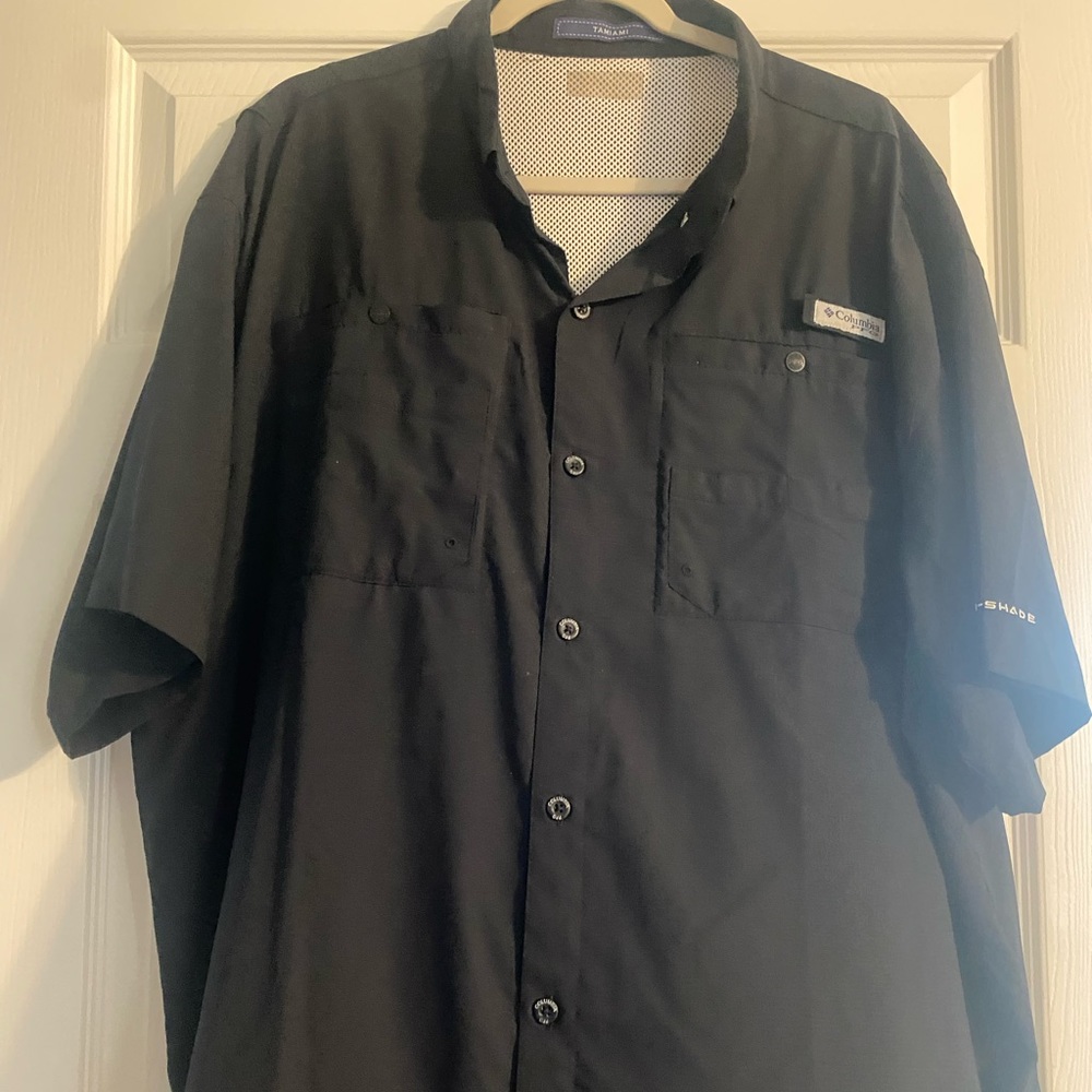 2xl Columbia fishing shirt. Black color. Great shape.